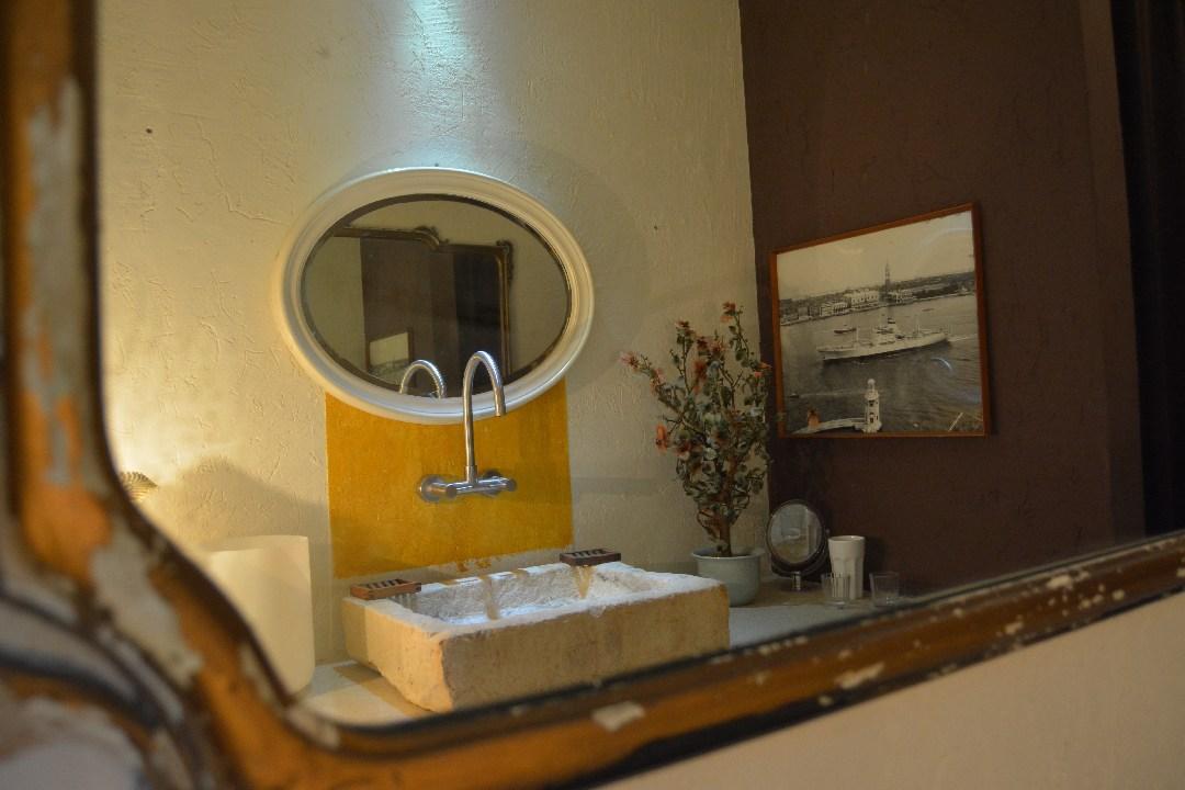 Camera marimoniale B-C bagno comune